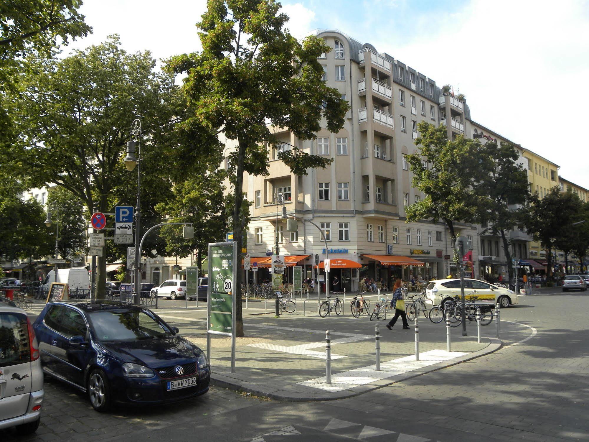 Hotel-Pension Michele Berlín Exterior foto